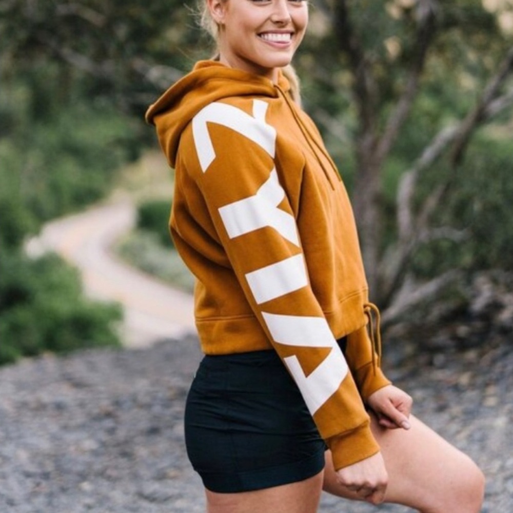 Carmel Zyia Sleeve Hoodie size 2XL NWT